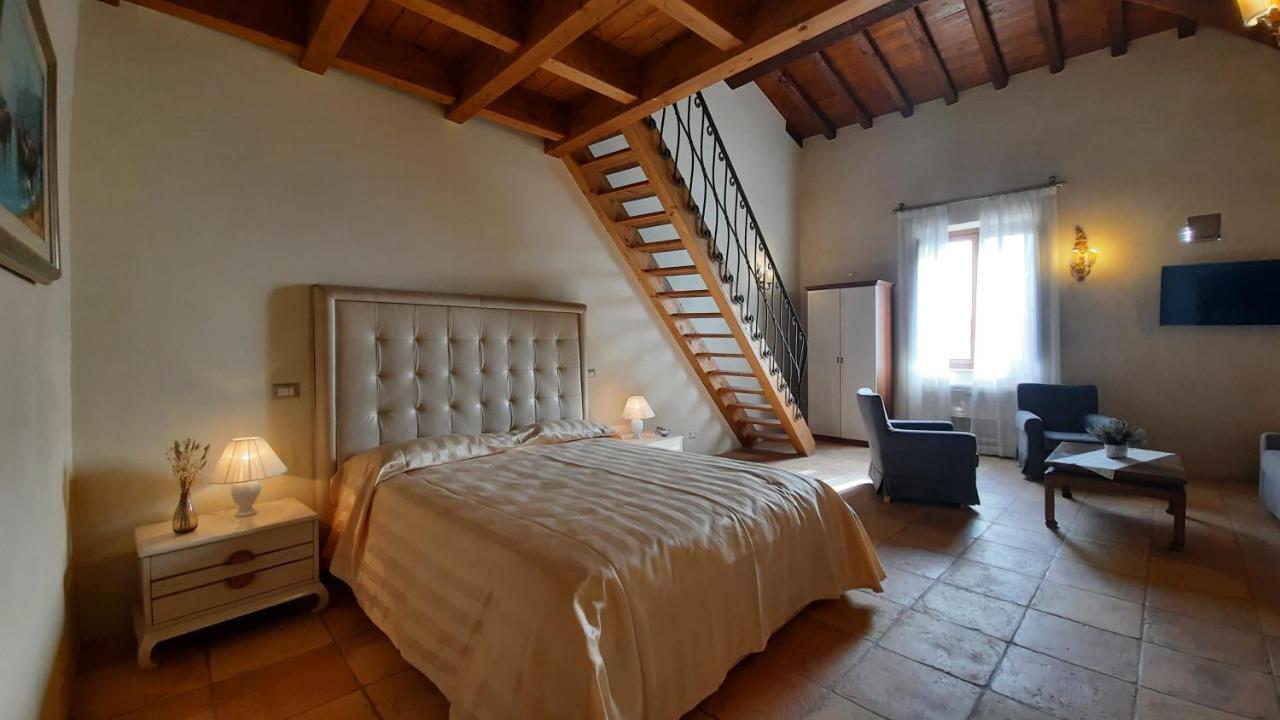 Palazzo Laureano - Dimora Storica Hotel Tricarico Eksteriør billede