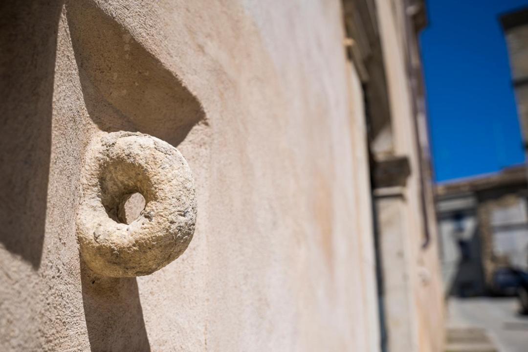 Palazzo Laureano - Dimora Storica Hotel Tricarico Eksteriør billede