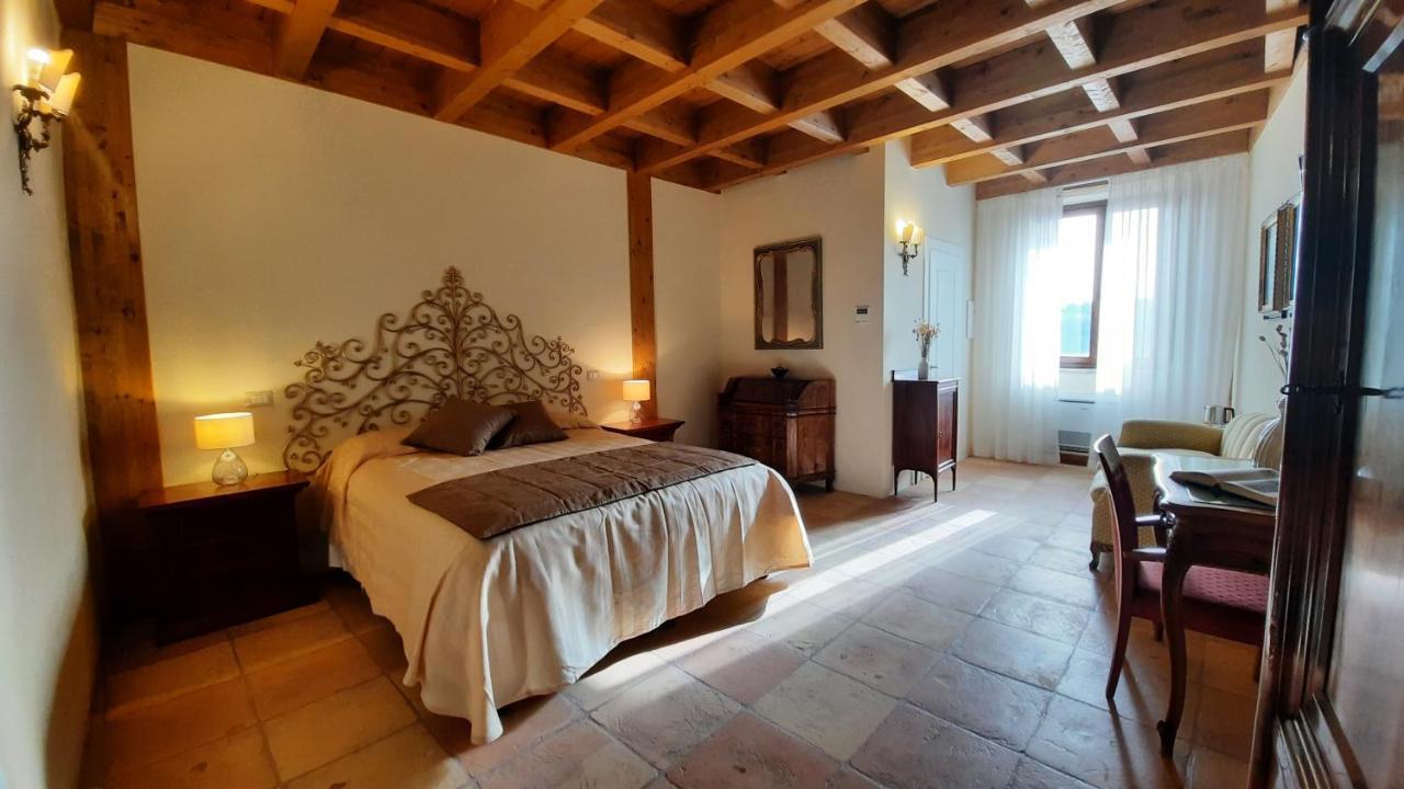 Palazzo Laureano - Dimora Storica Hotel Tricarico Eksteriør billede