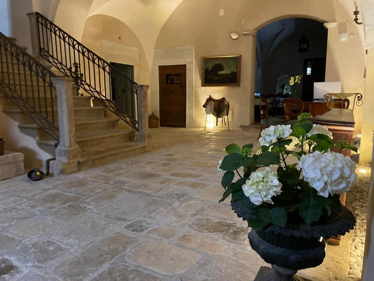 Palazzo Laureano - Dimora Storica Hotel Tricarico Eksteriør billede